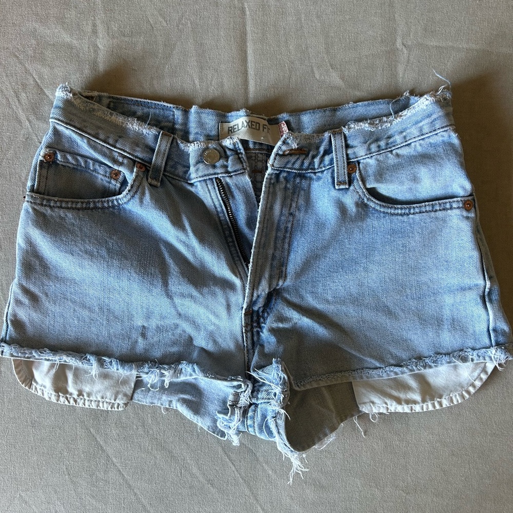 Levi 550 denim shorts #levis #y2k #denim